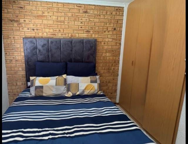 2 BEDROOM SECTIONAL TITLE FOR SALE IN FINSBURY